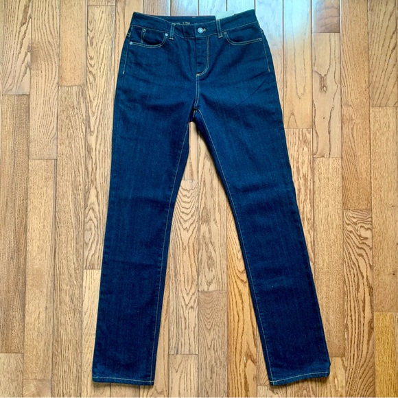 NWT Talbots Jeans Women’s Straight Leg 2 / 26 Blue Denim Mid Rise Dark Wash NEW - Picture 2 of 15